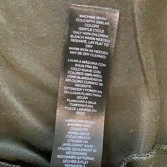 WH-BM deep olive green jersey tee, 3/4 sleeves with ruffle trim and ties. So Med - Picture 7 of 7